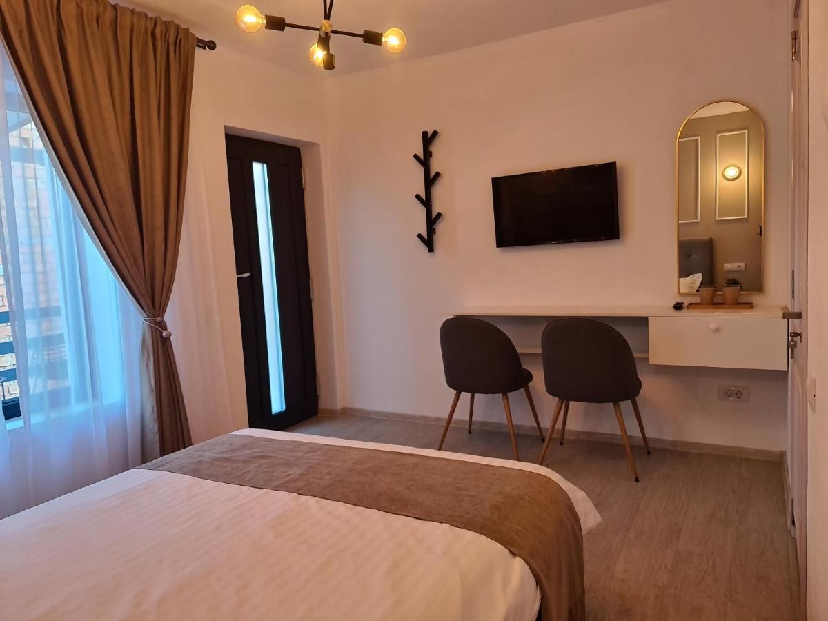 Urbanist Guest House Călimăneşti Esterno foto