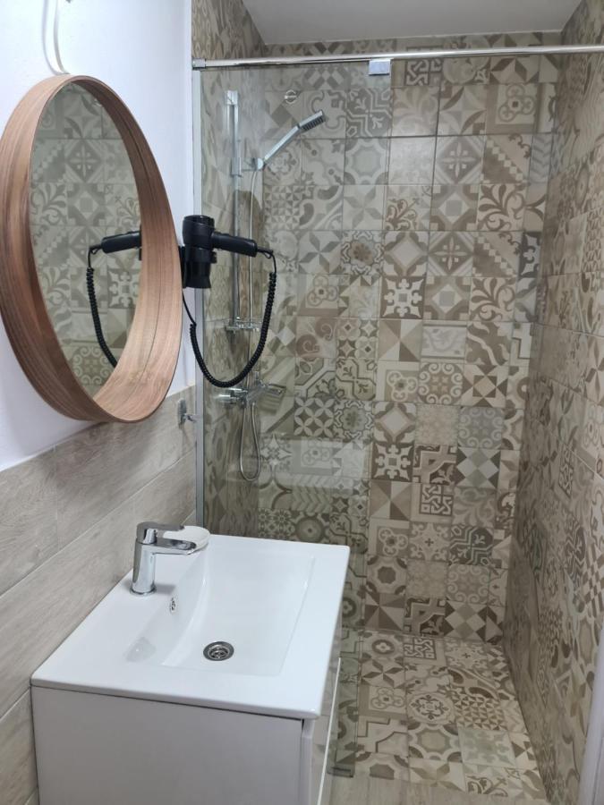 Urbanist Guest House Călimăneşti Esterno foto